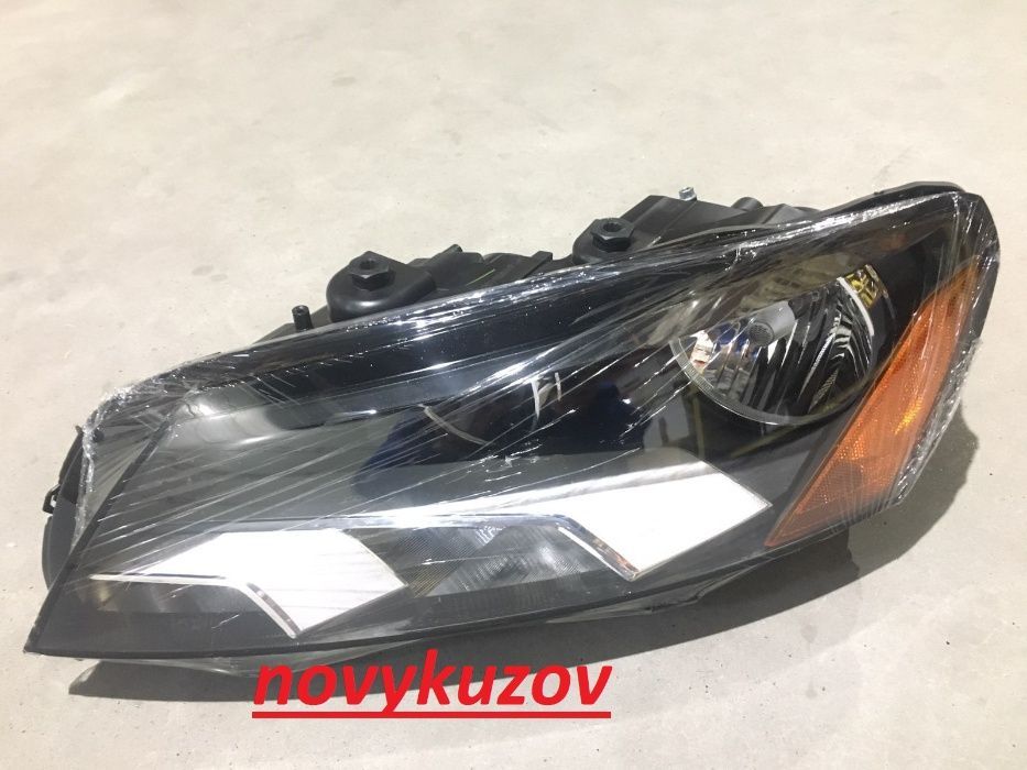 Фонарь задний  Volkswagen VW Passat Фольцваген Пассат B7