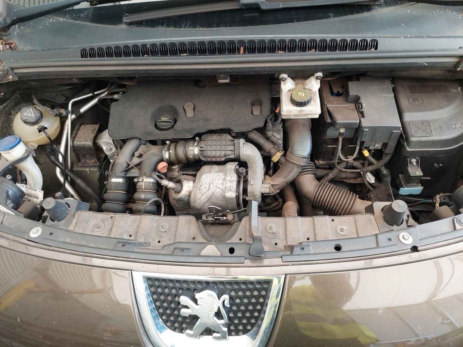 Шрот розборка разборка Пежо 3008 5008 Peugeot 5008 3008 дверь  ходова