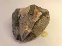 Naturalny kamień Czarny Turmalin w formie surowych brył nr 12