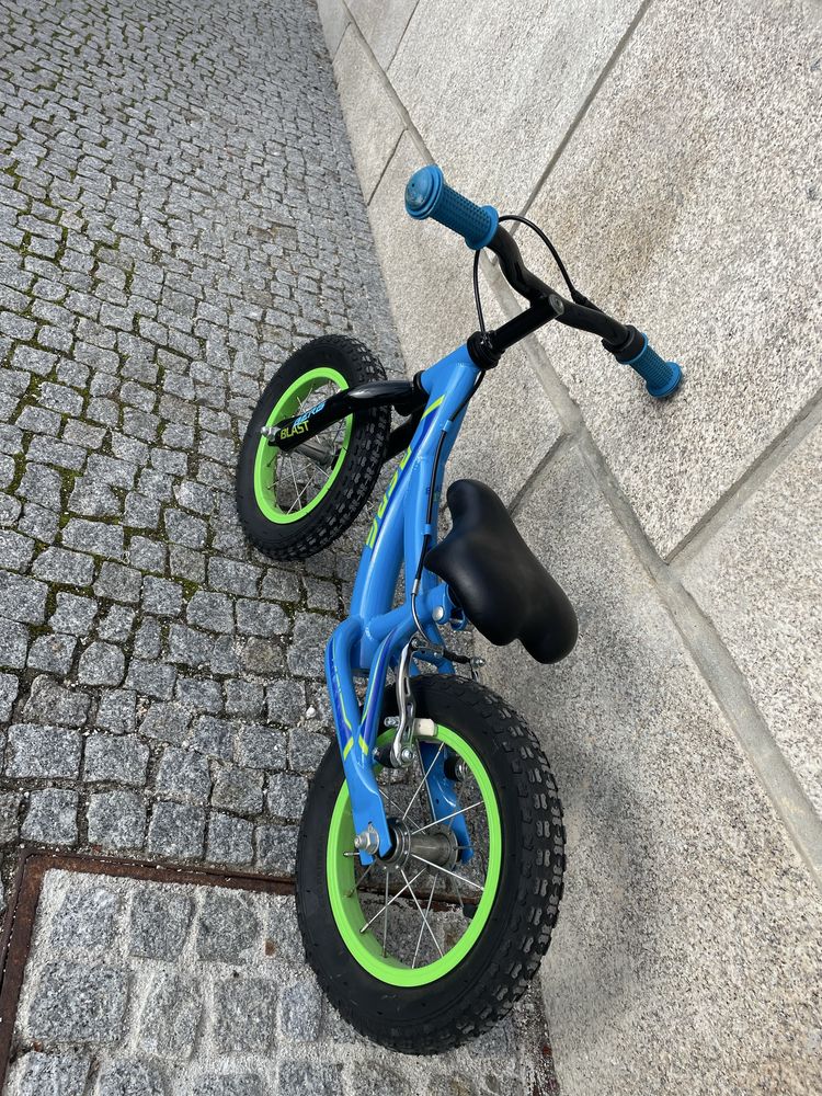 Bicicleta criança sem pedais