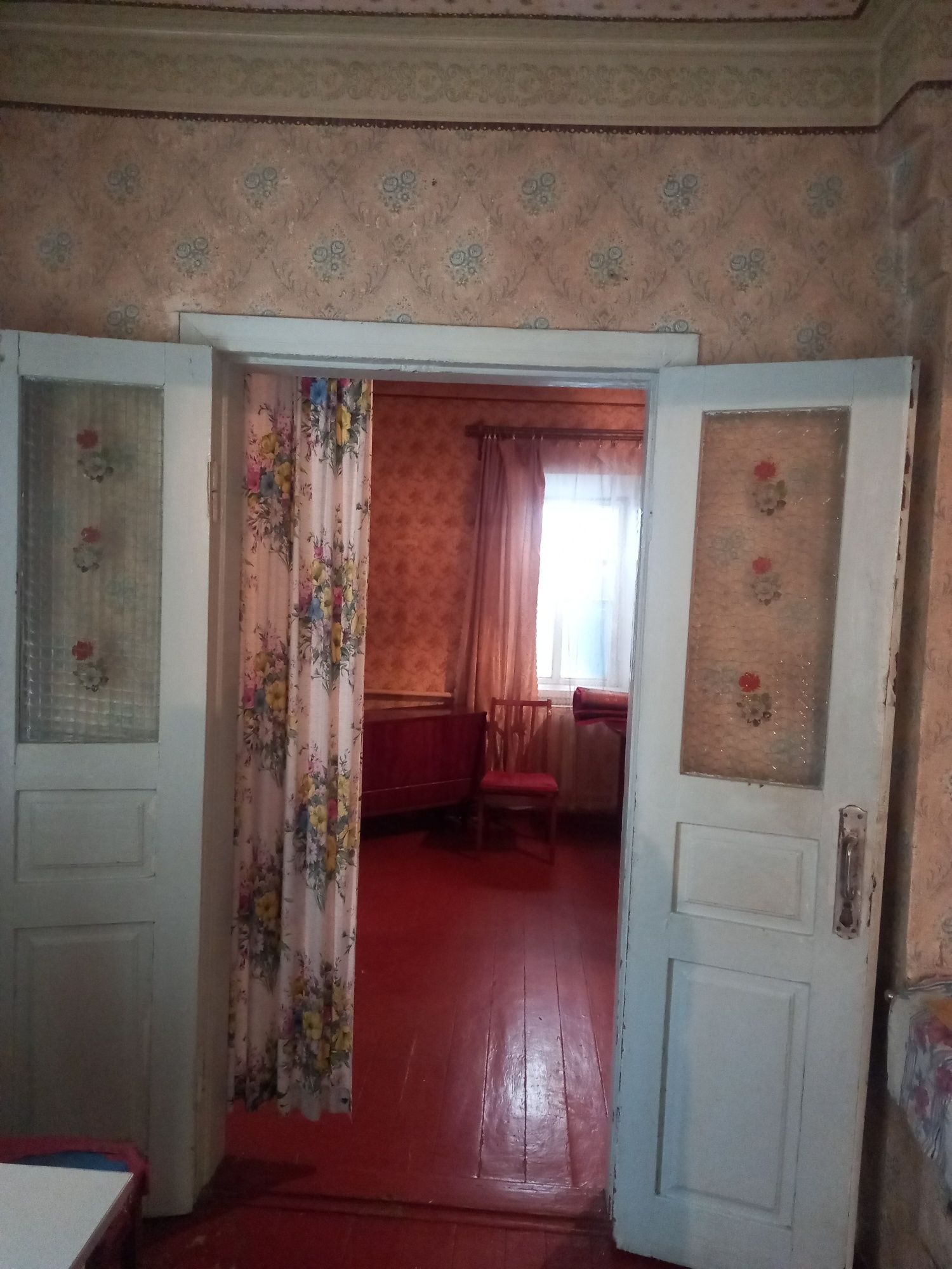 Продам будинок на червоній лінії вул.Сучкова