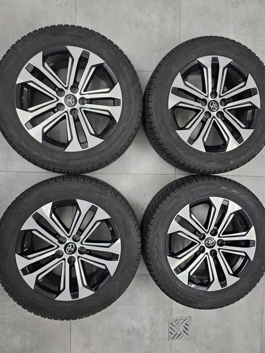 Toyota Rav4 V koła zima alufelgi R18 Nokian 225/60/R18