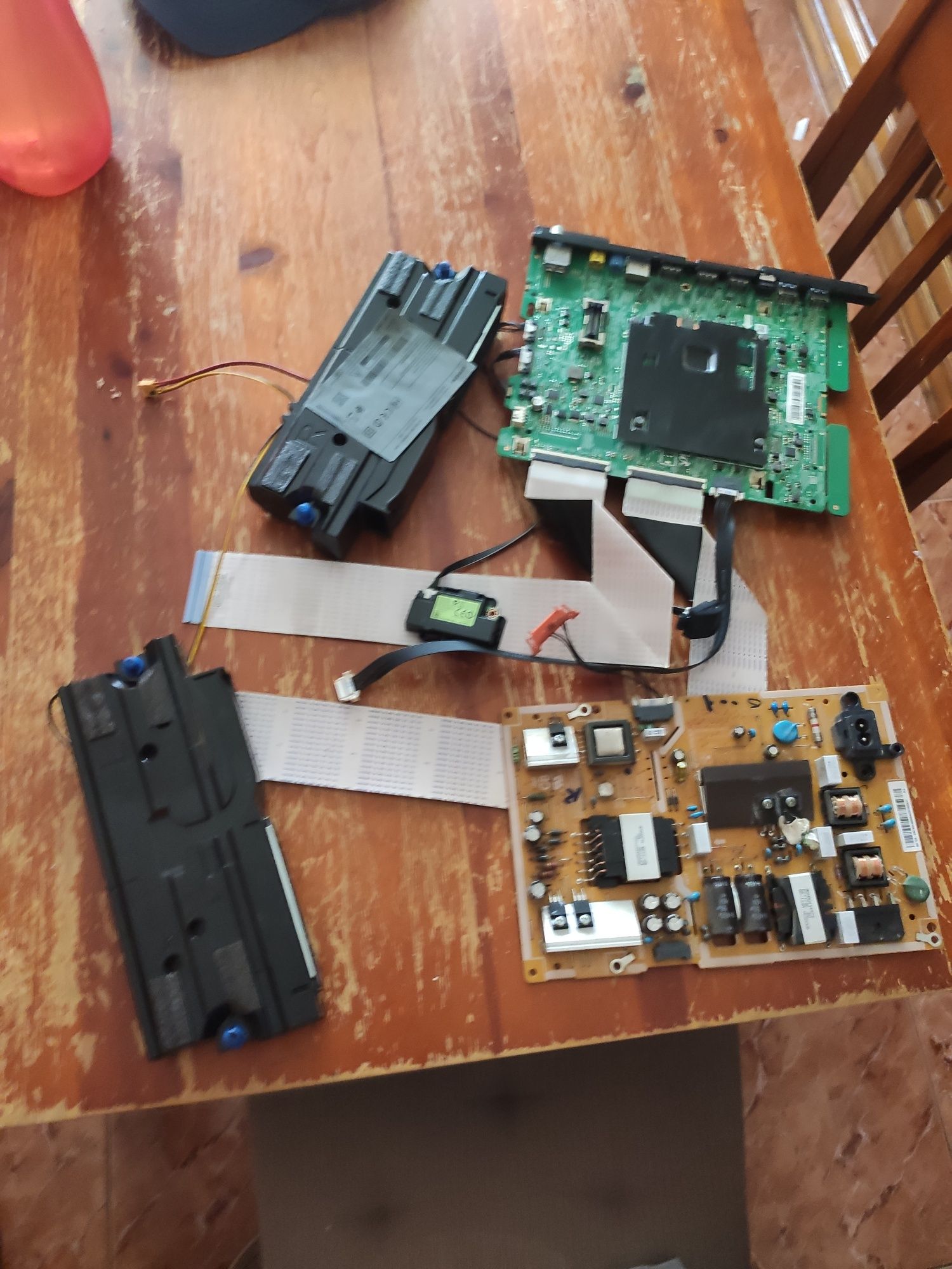 Samsung ue40ku6100k