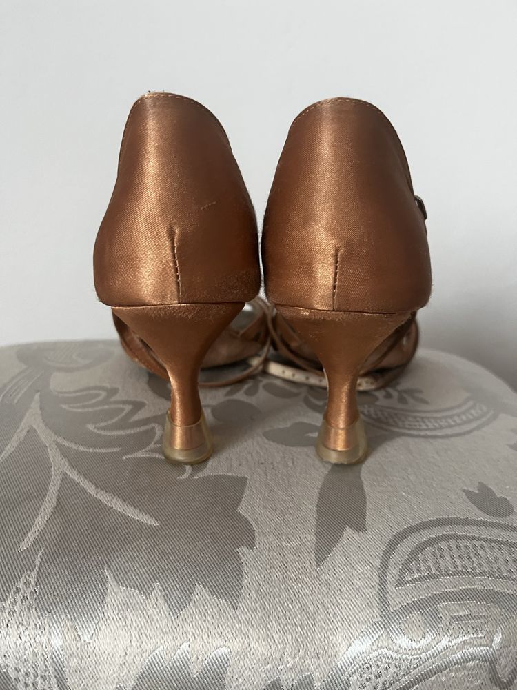 Buty do tańca towarzyskiego/ Buty do LA