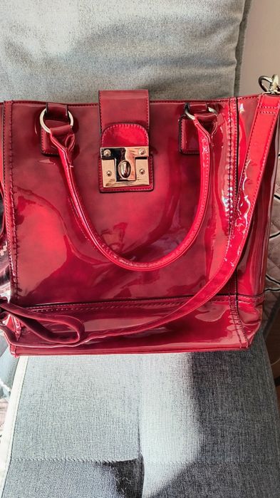 Torebka duża lakierowana