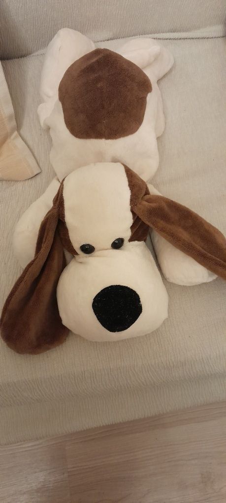 Cão de peluche  em ótimo estado