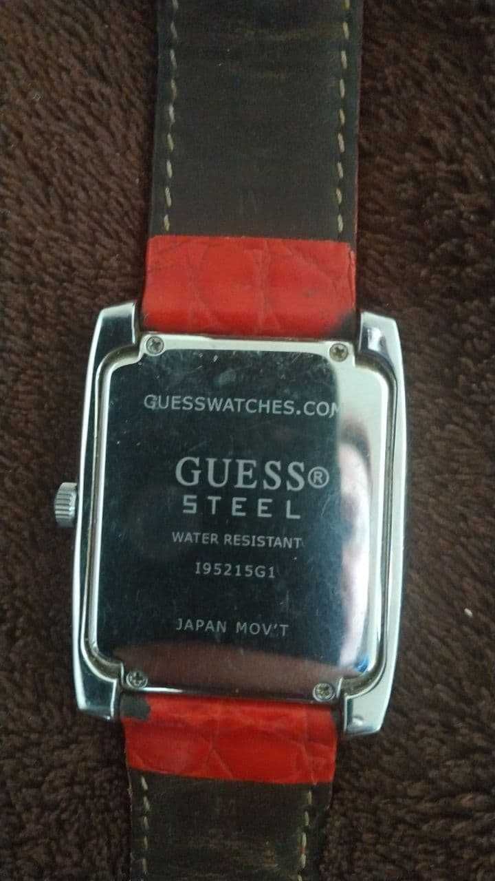 Годинник Guess б/в