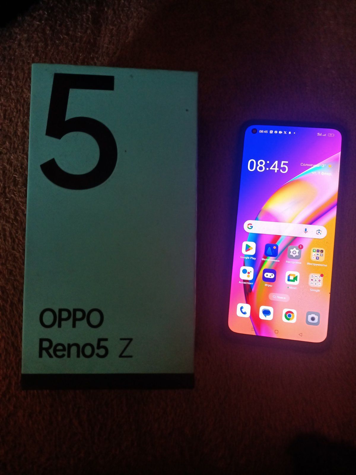 Продам телефон oppo Рено z5 128 гигов