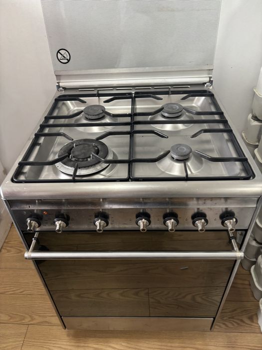 Fogão de cozinha Smeg gás + elétrico