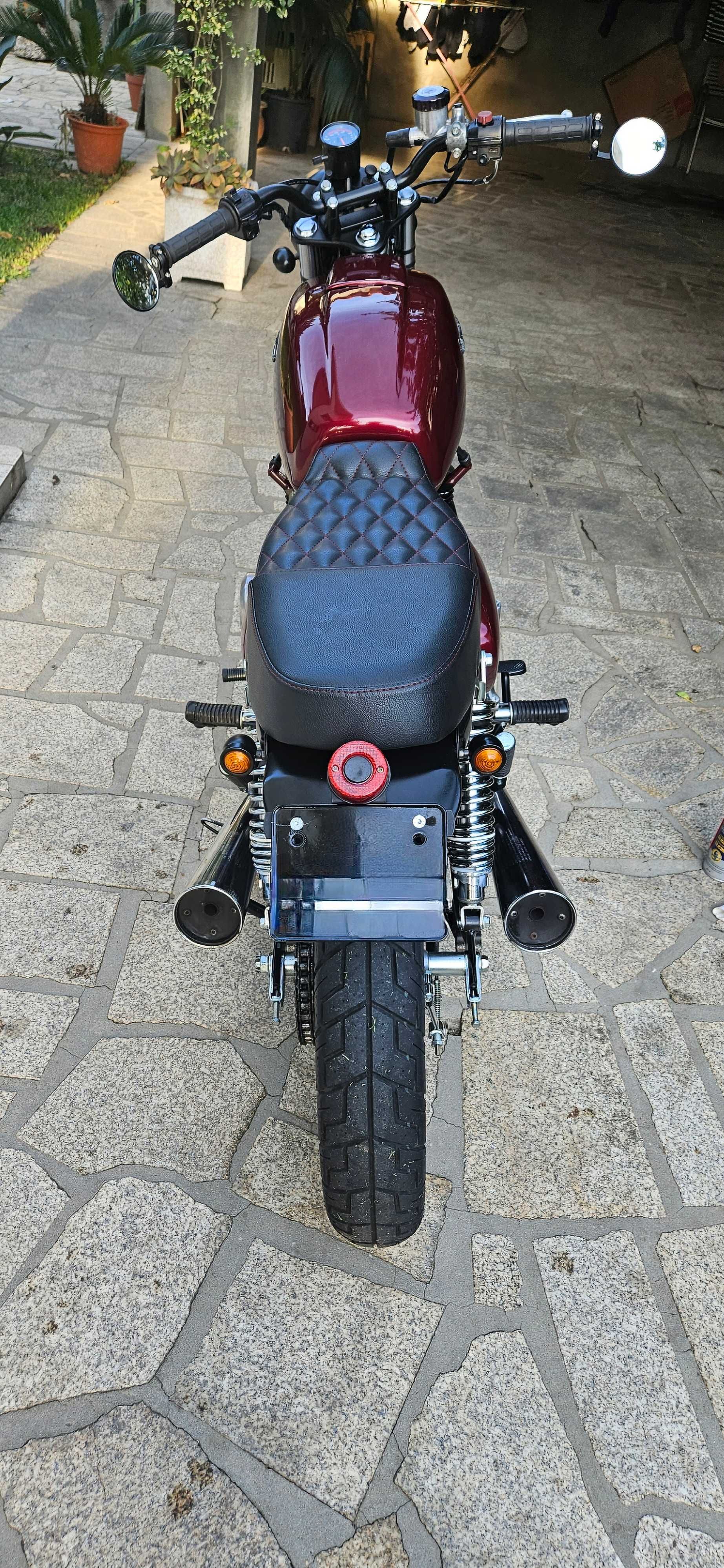 Mota Honda CB400 TWIN