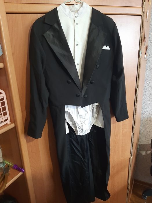 Продам фрак для танців