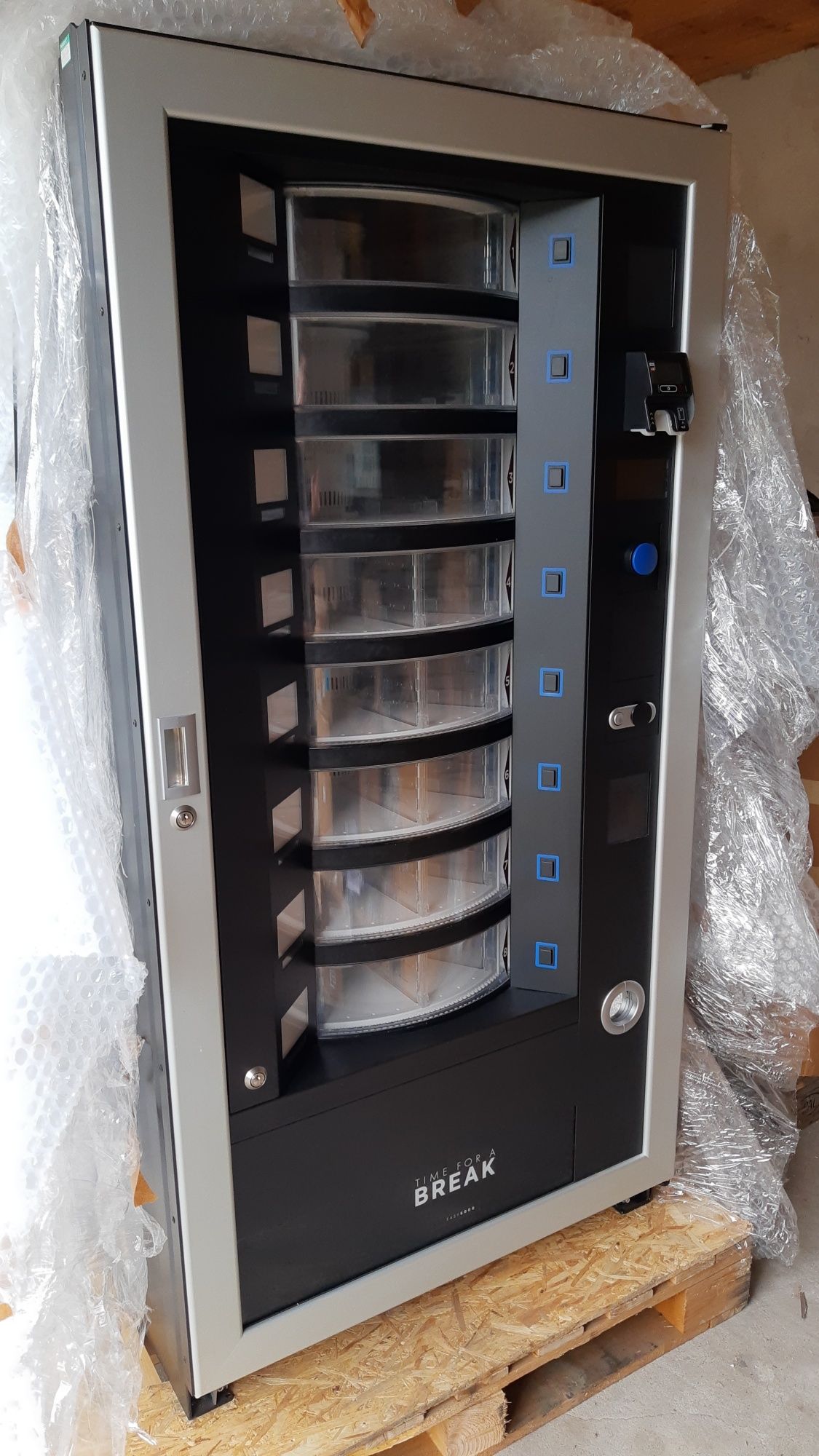 Automat vendingowy FAS Easy 6000 GCD + Nayax Onyx