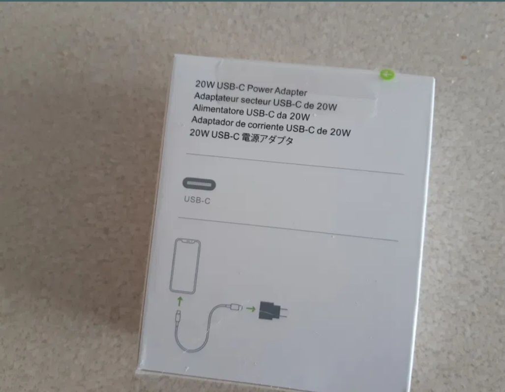 Ładowarka USB-C 20W Power Adapter do iPhone NOWY