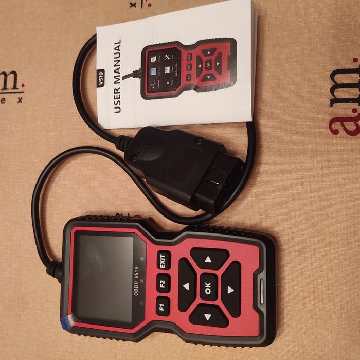 Діагностичний сканер авто V519