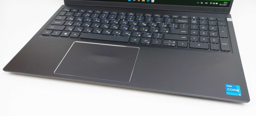 Dell Vostro 15 5510  i5-11300H 16Gb 256SSD Full HD IPS
