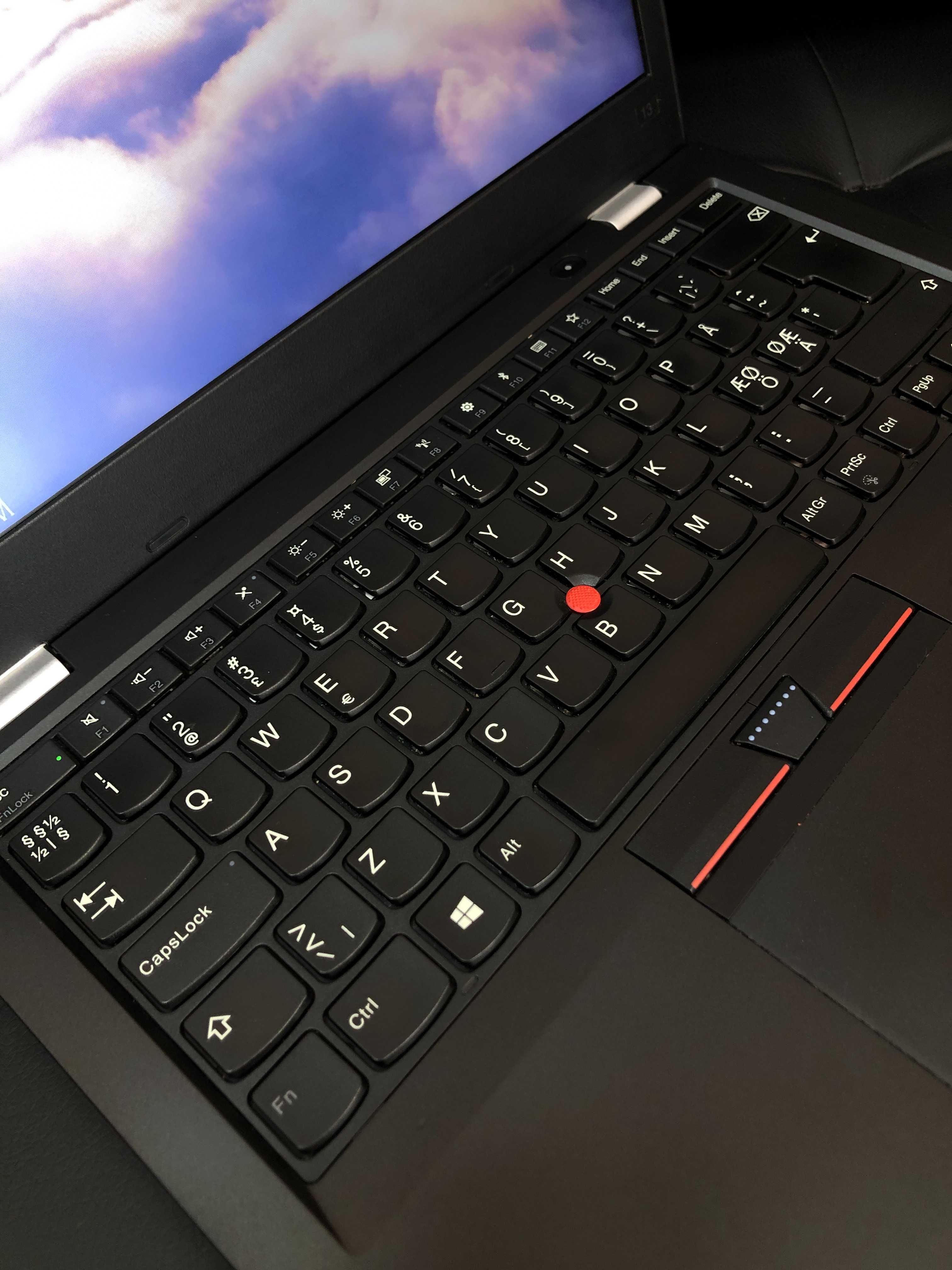 Ноутбук Lenovo ThinkPad 13/13.2"HD/i3-7100U/8GB/256GB/ГАРАНТІЯ