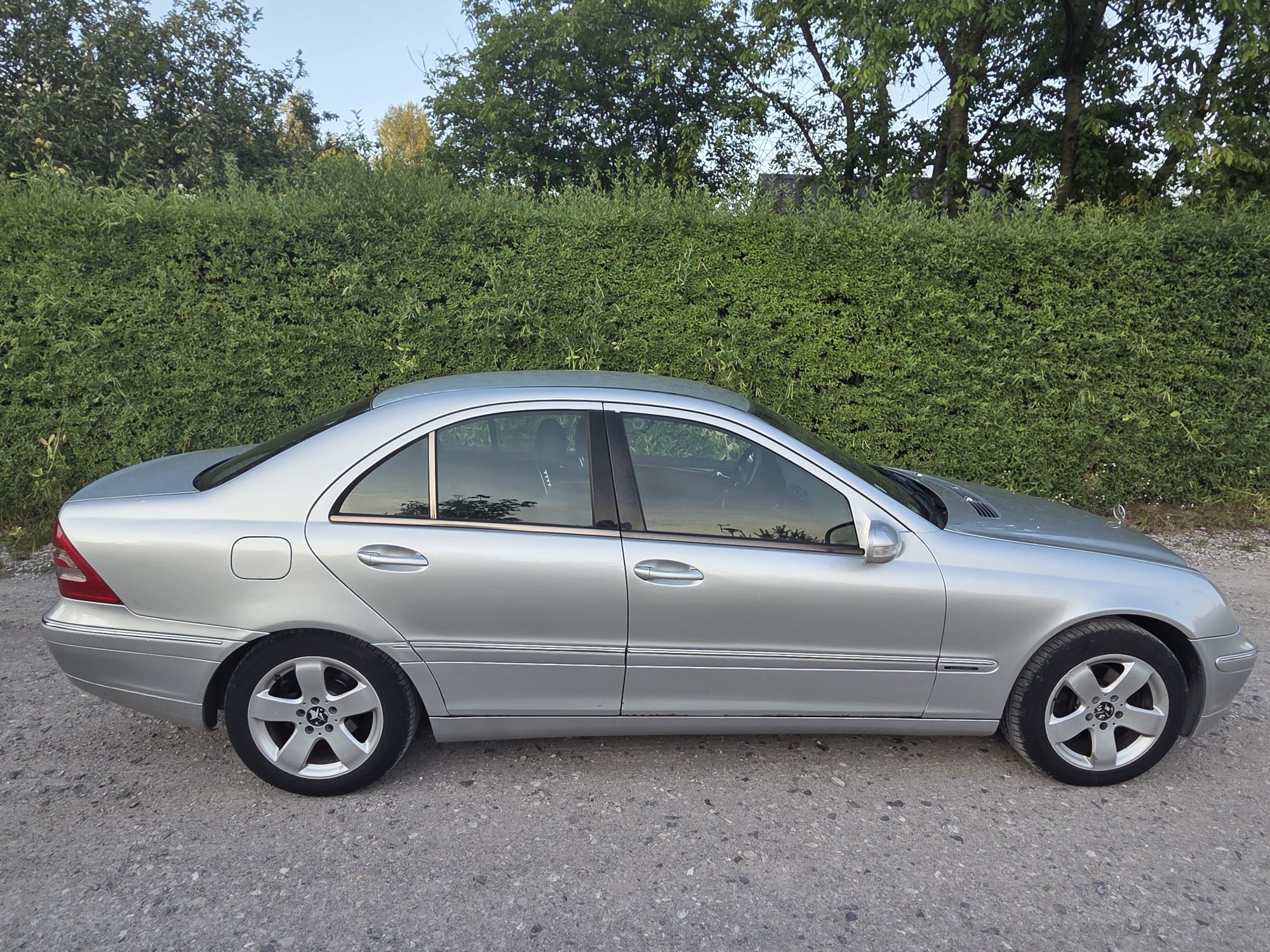 Mercedes C klasa 220d W203 2.2 diesel 150KM  alufelgi, przebieg 250tys