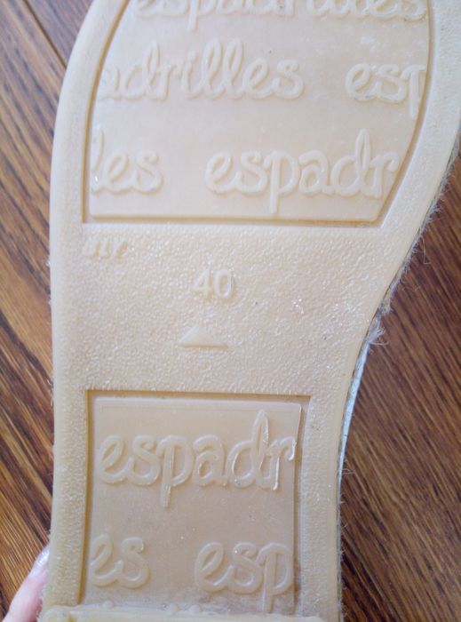 Жіночі туфлі-Еспадрільї