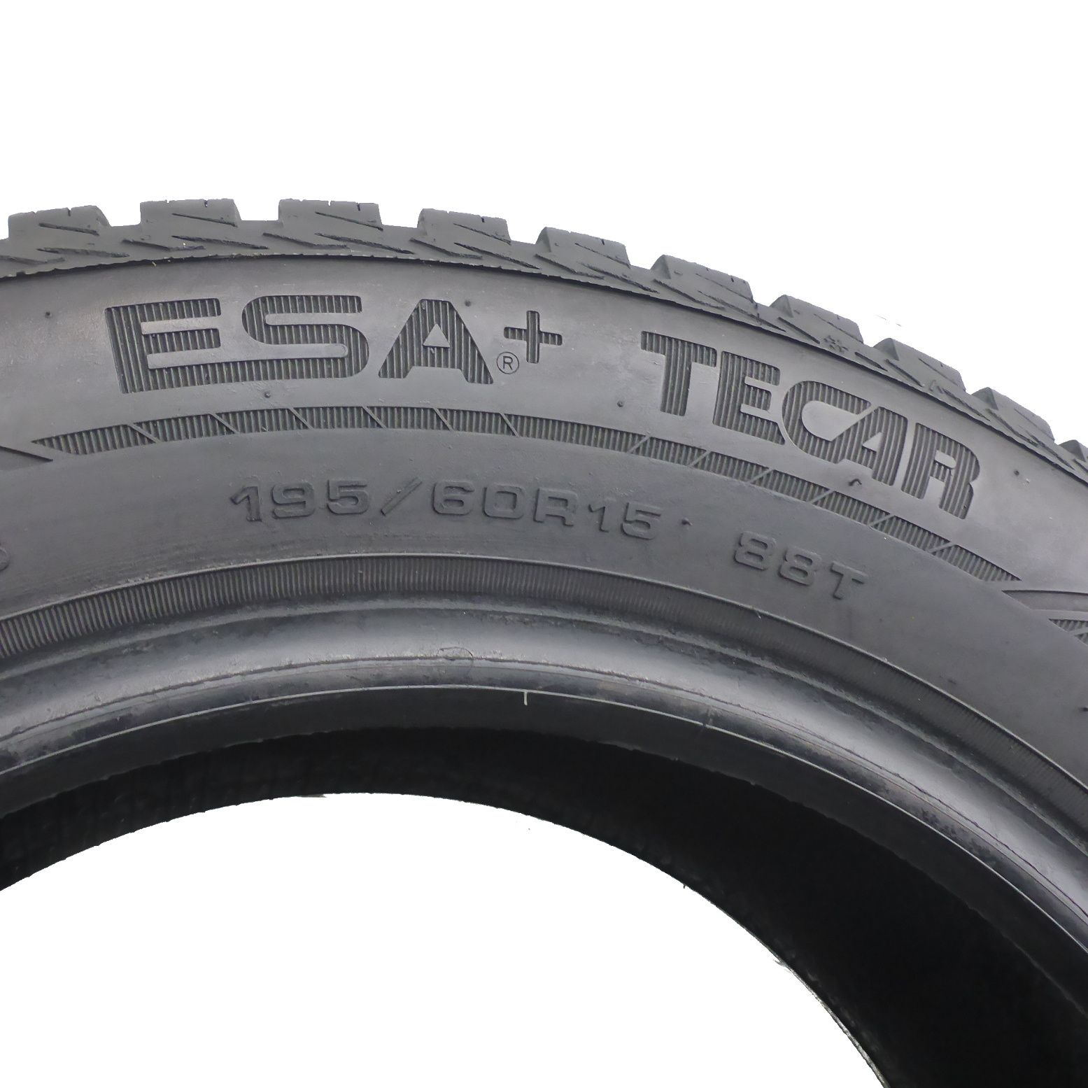 195/60/15 Esa Tecar 195/60R15 88T Super Grip 9 Zima 2017 6-6,8mm
