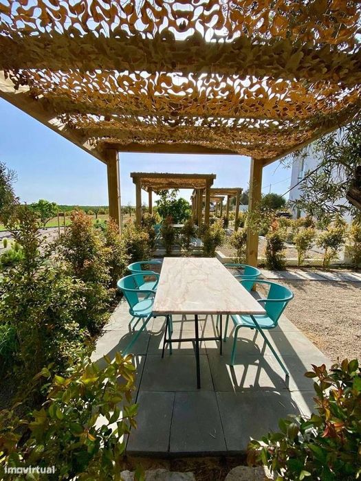 Quinta com 7 apartamentos em Tavira