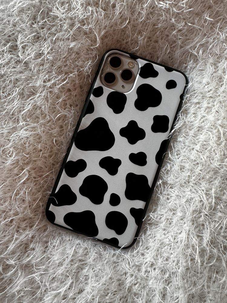 Case etui do iphone 11 pro max krowa