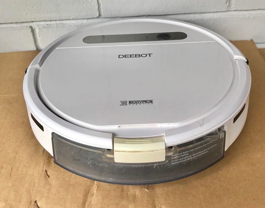 Робот пилосос Deebot  ozmo 610 Ecovacs