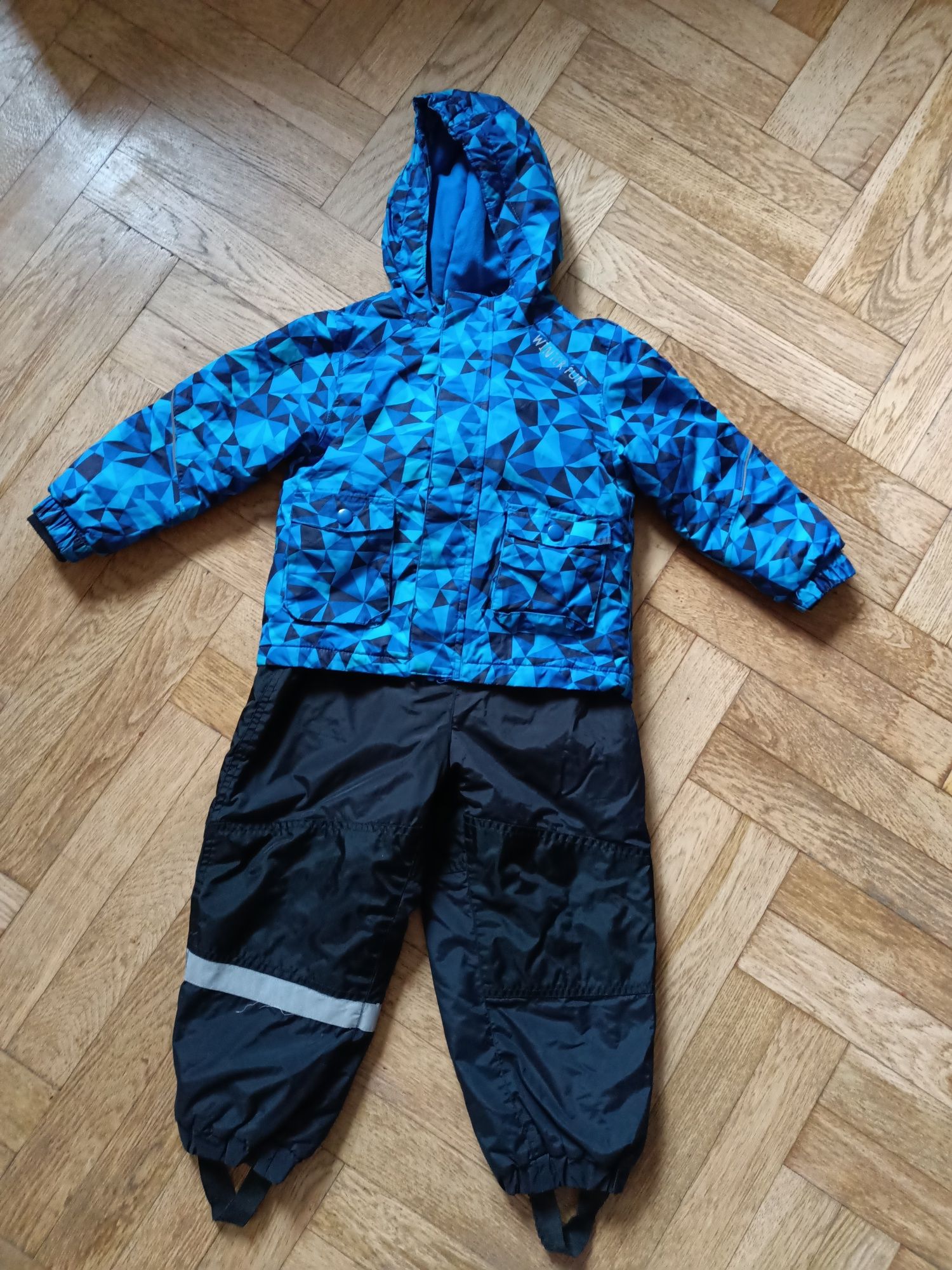 Zestaw zimowy dla chłopca 98/104. Spodnie i kurtka narciarska