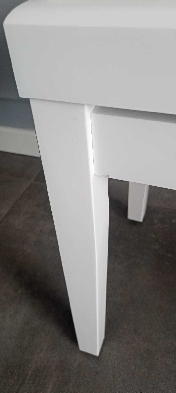 Ława stołek do pianina biały wysoki połysk siedzisko 55x32 cm OPIS