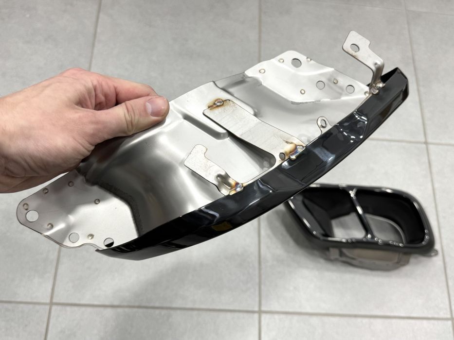 Насадки на вихлопні труби M Paket LCI для BMW X5 G05 X6 G06 X7 G07