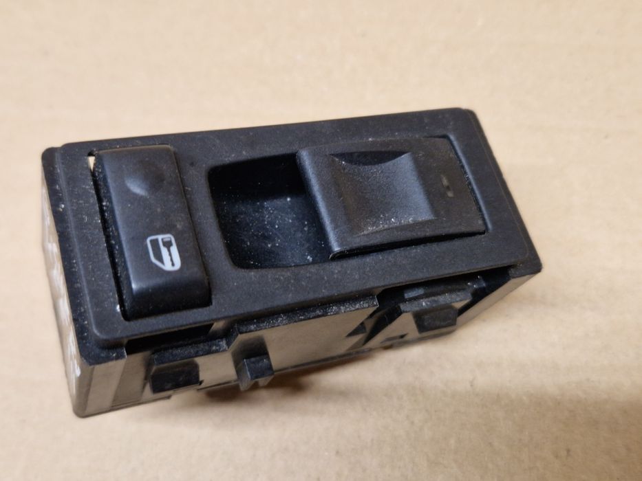 Przełącznik panel szyby pasażera prawy przód Jeep Grand Cherokee WK WH