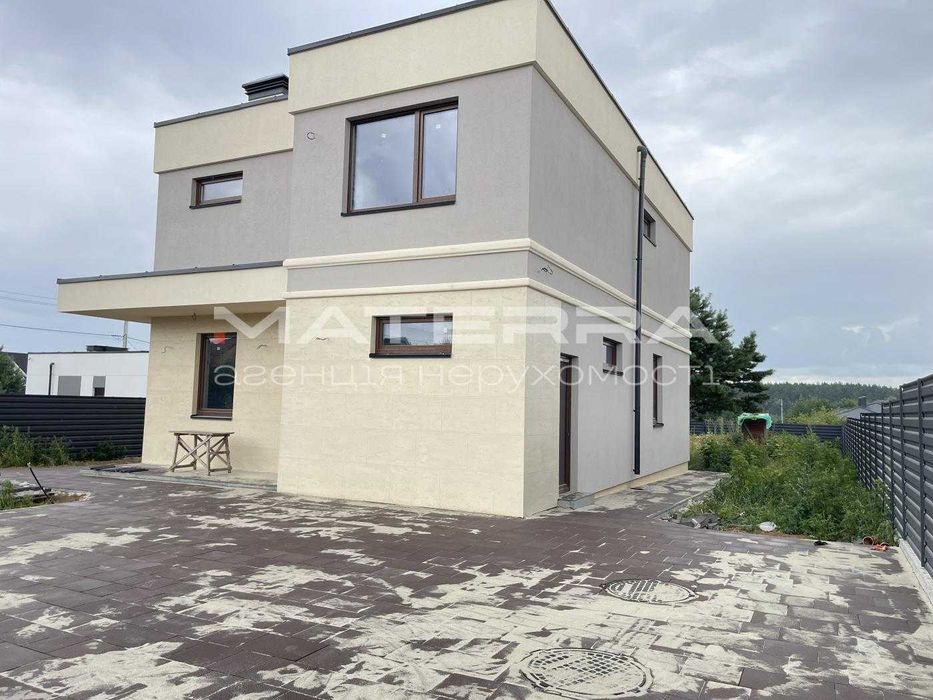 Бобриця продаж будинку 150м2 у стилі Хай-Тек