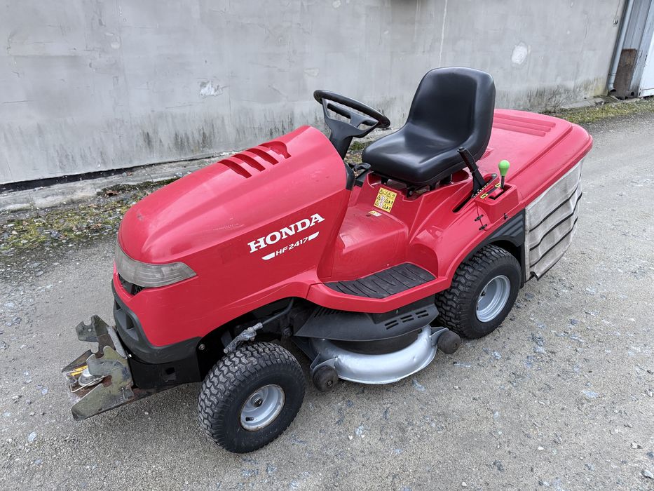 Traktorek kosiarka Honda HF2417 z zamiatarką