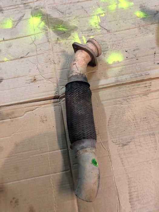 Приемная труба (штаны) Vito 2.3 / Sprinter 901