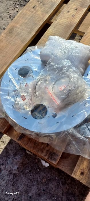 Lampa wiszaca z krysztalkami