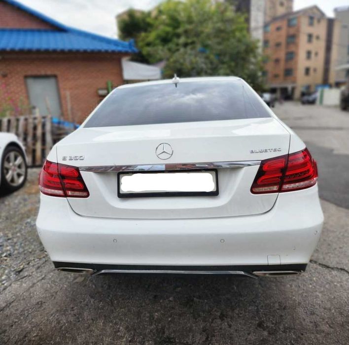 Mercedes-Benz E-Class E220 BlueTEC Avantgarde 2015