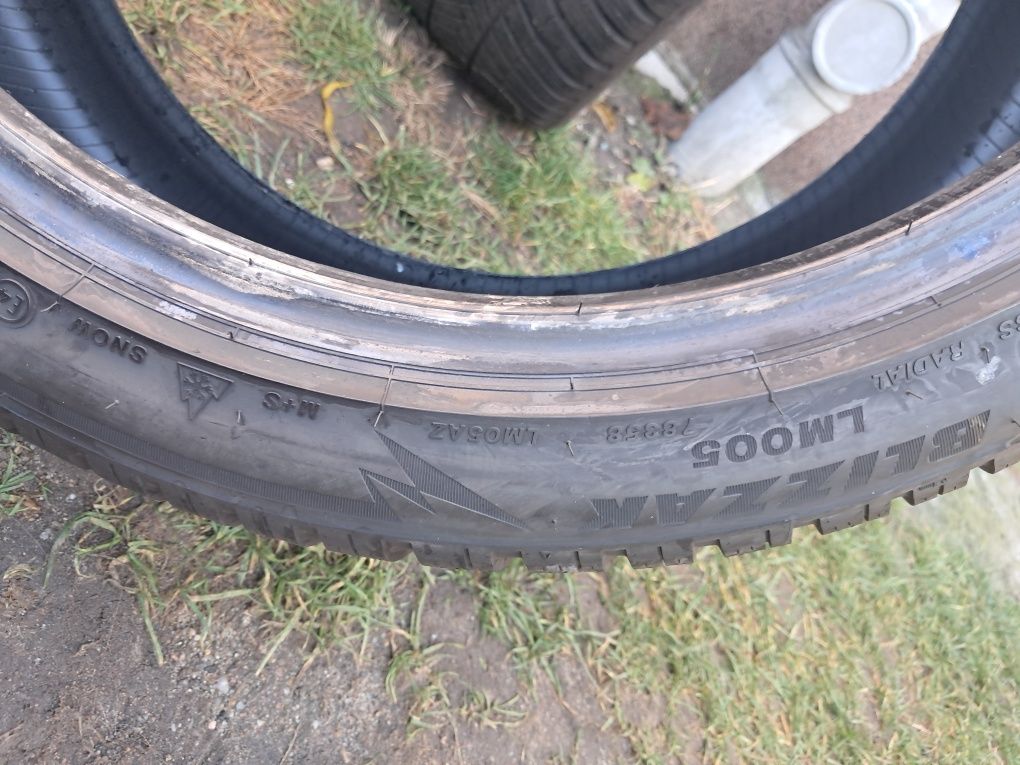 255/40 R20 101V M+S - Bridgestone Blizzak Lm005 - 37/2020 ~6,5mm