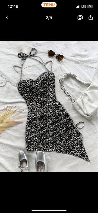 Літня сукня з розрізом