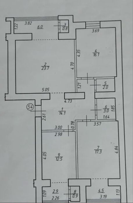 Продається простора 3 кім. пл.105 м2. Постанови.