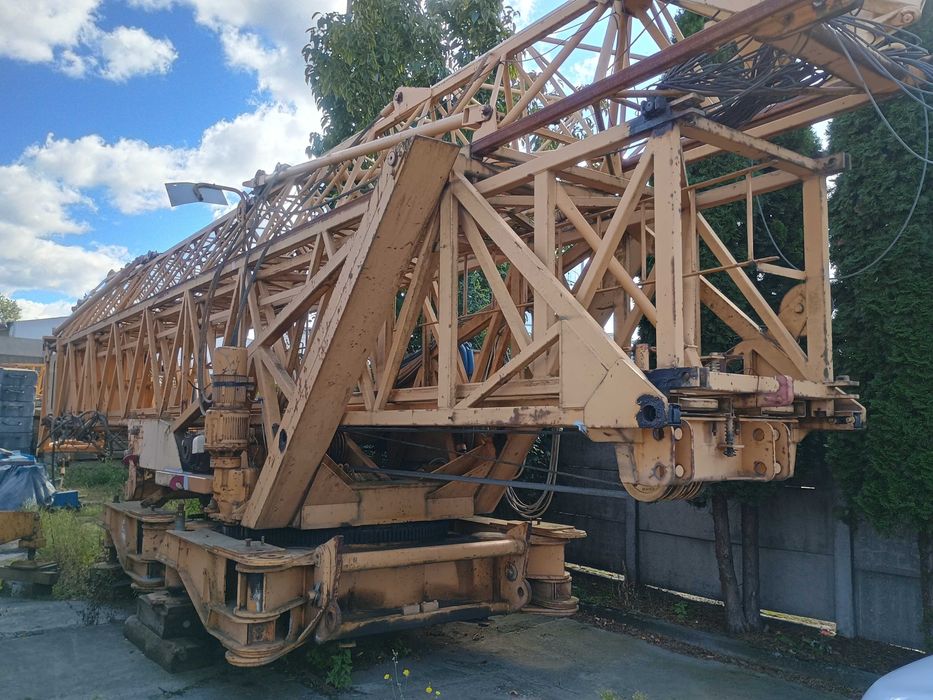 Żuraw wieżowy dolnoobrotowy Liebherr 40K