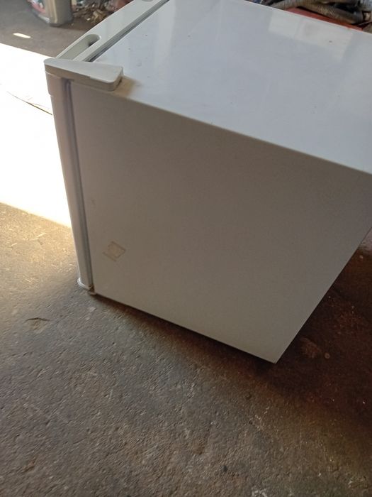 Minibar como novo