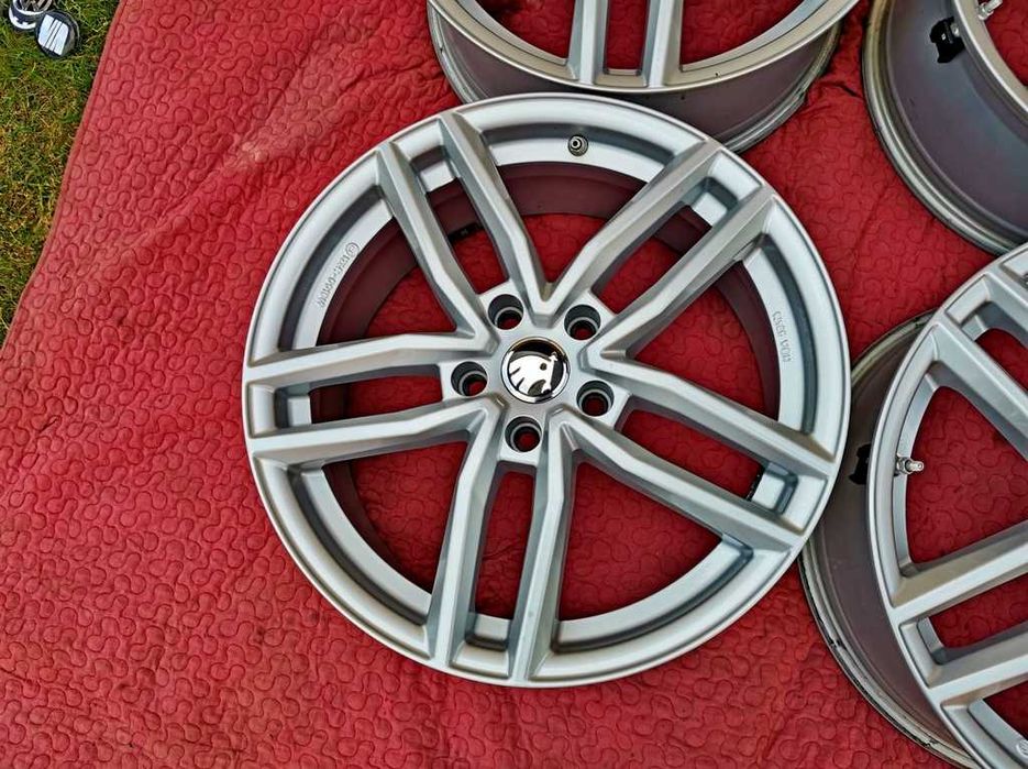 KOŁA zima 18' SKODA Karoq - ET51 - 5x112 - 225/45/18 Pirelli