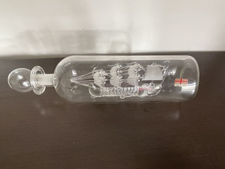 Caravela em vidro