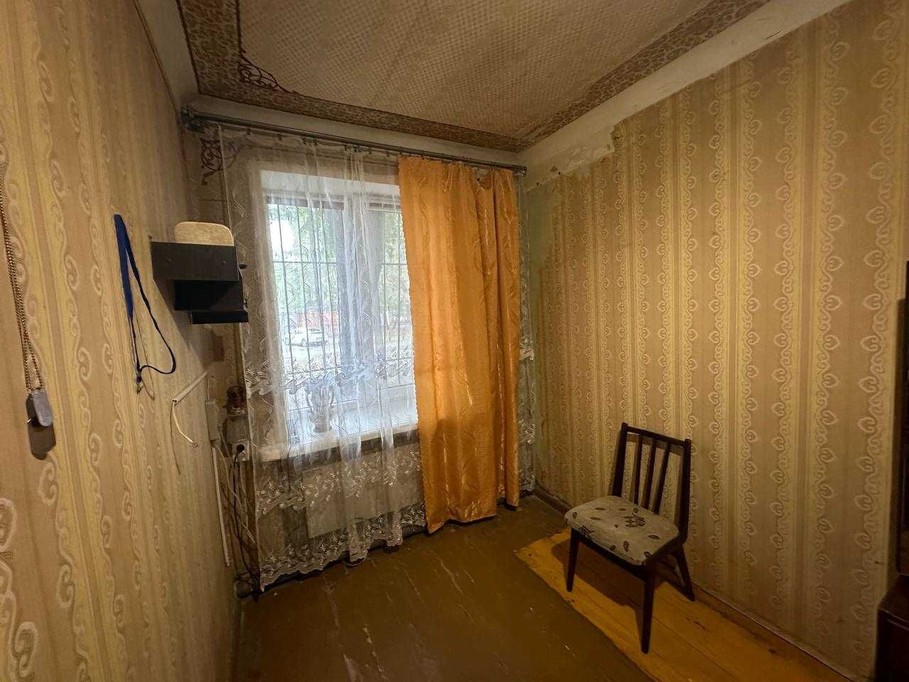 Продам 2-х квартиру на улице Строителей, 31 (р-он Титова)