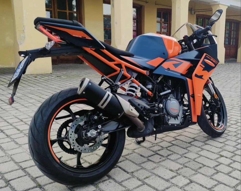 KTM RC 390 kat.A2 2022r