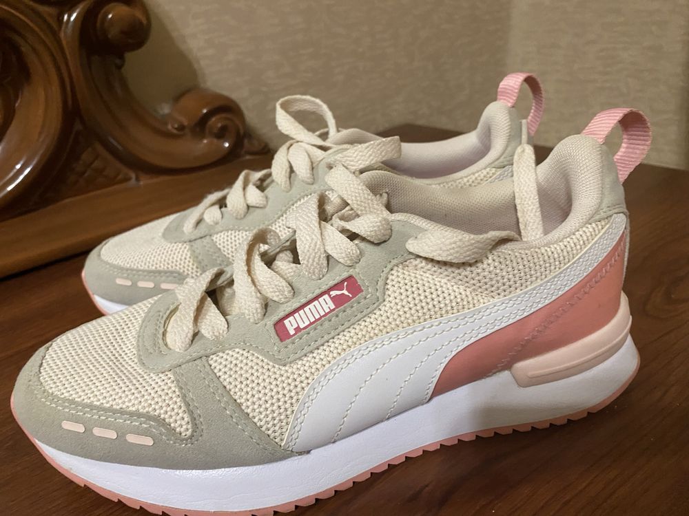 Продам дитячі кросівки PUMA 37 р