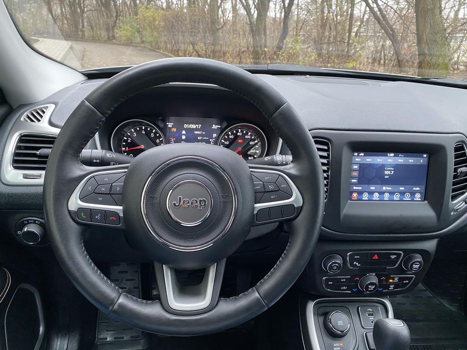 Джип компас JEEP COMPAS 2018 в подарок 4 литых диска