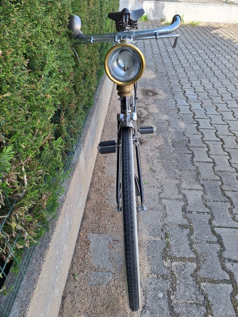 Bicicleta Pasteleira marca PHILIPS e CHAMPIONS roda 28