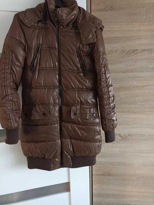 dłuzsza kurtka 38 na zimne dni