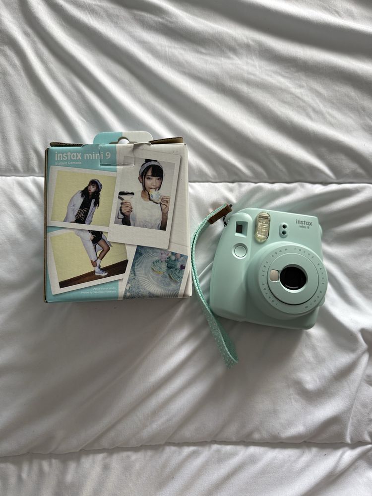 Câmara Fujifilm Instax Mini 9