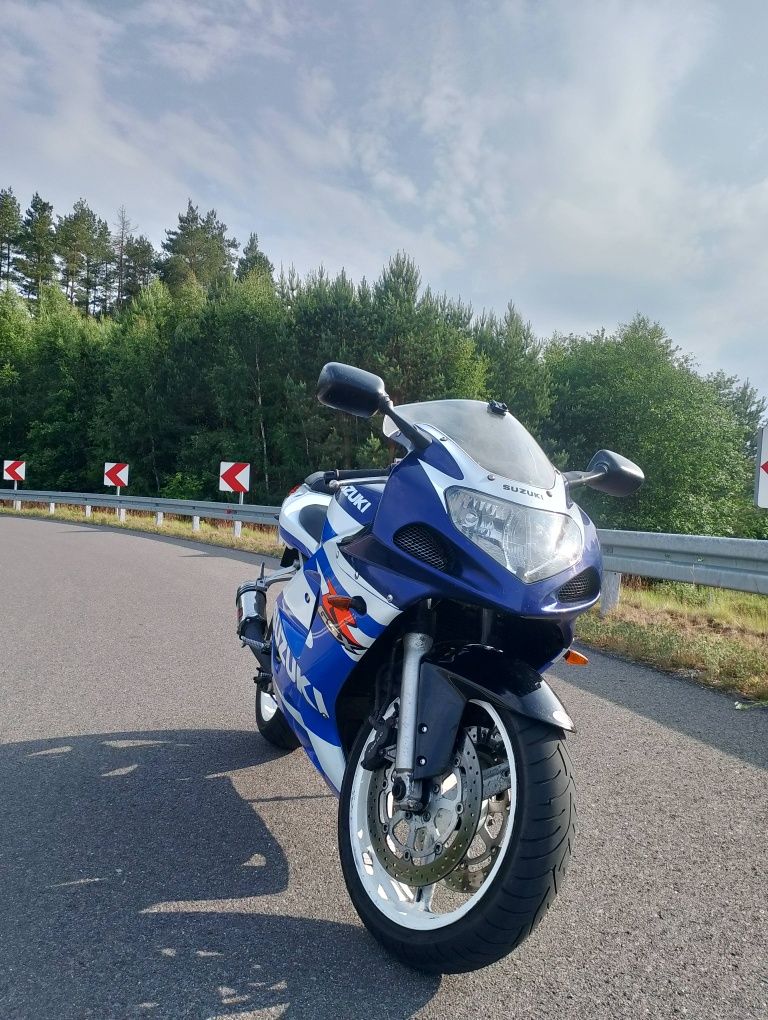 Suzuki GSX-R600 K1